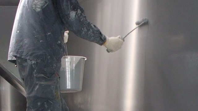 防食被覆材料の施工風景イメージ